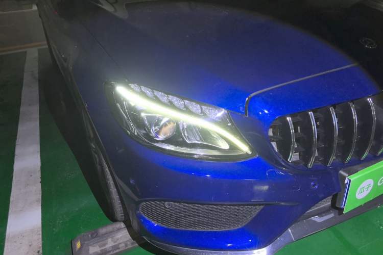 Used Mercedes-Benz C-Class 2018 C 200 L Sport Edition Achievement Special Edition Right Front Headlight
