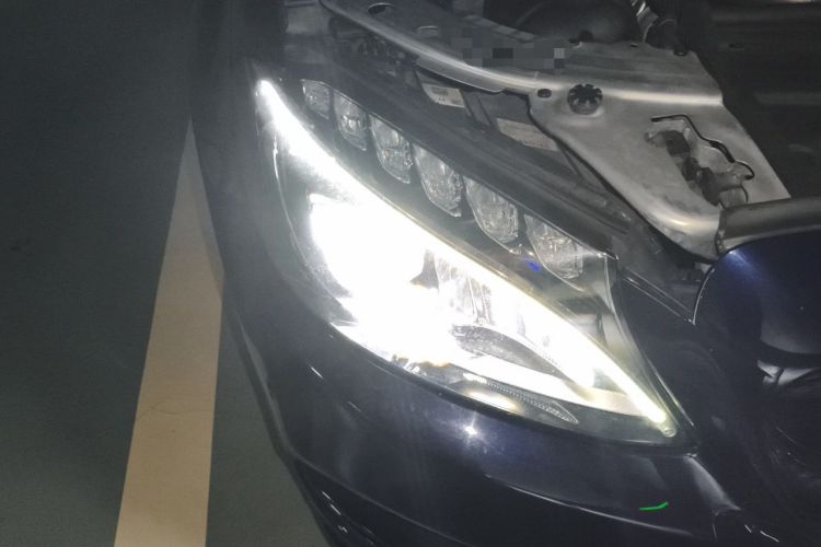 Used Mercedes-Benz C-Class 2018 C 200 L Sport Edition Right Front Headlight