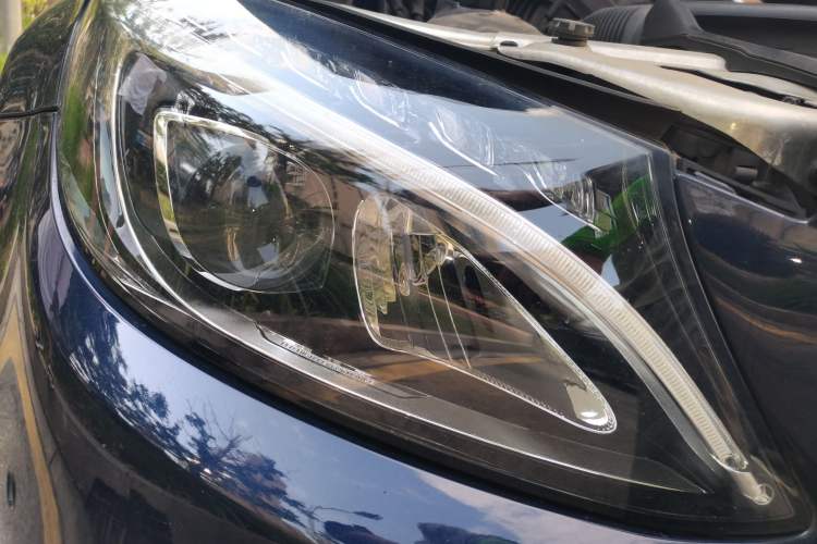 Used Mercedes-Benz C-Class 2018 C 200 Coupe Right Front Headlight