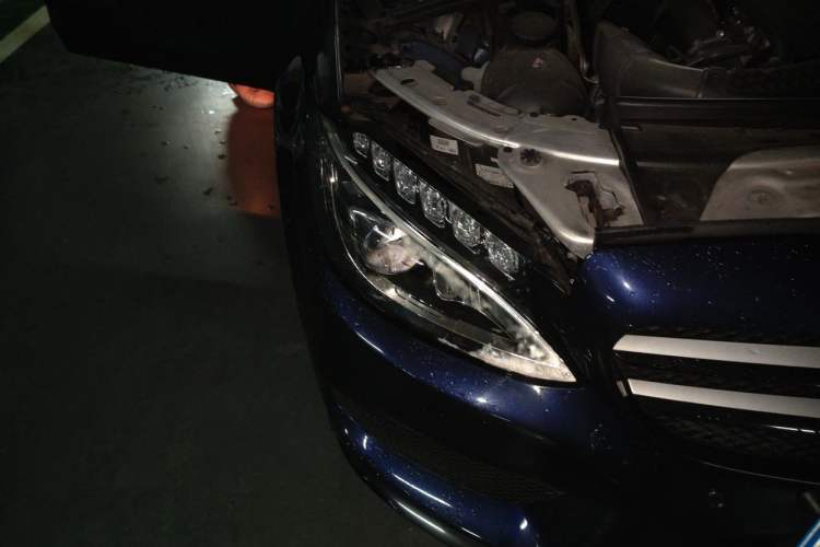 Used Mercedes-Benz C-Class 2018 C 200 Estate Right Front Headlight