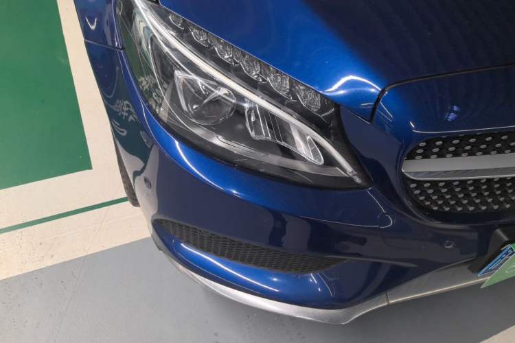 Used Mercedes-Benz C-Class 2018 C 200 Coupe Right Front Headlight