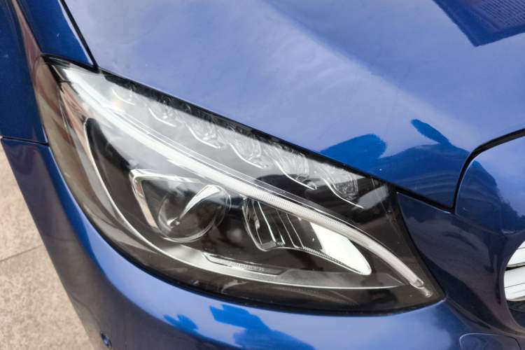 Used Mercedes-Benz C-Class 2018 C 200 L Sport Edition Right Front Headlight