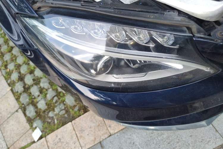 Used Mercedes-Benz C-Class 2018 C 200 L Sport Edition Right Front Headlight