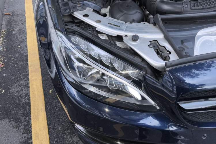 Used Mercedes-Benz C-Class 2018 C 200 L Sport Edition Right Front Headlight