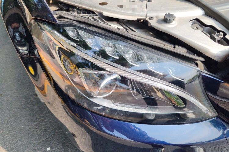 Used Mercedes-Benz C-Class 2018 C 200 L Sport Edition Right Front Headlight