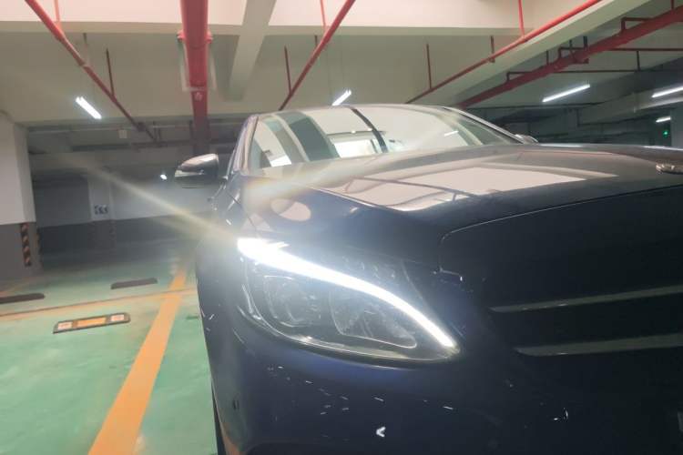 Used Mercedes-Benz C-Class 2018 C 200 Sport Edition Right Front Headlight