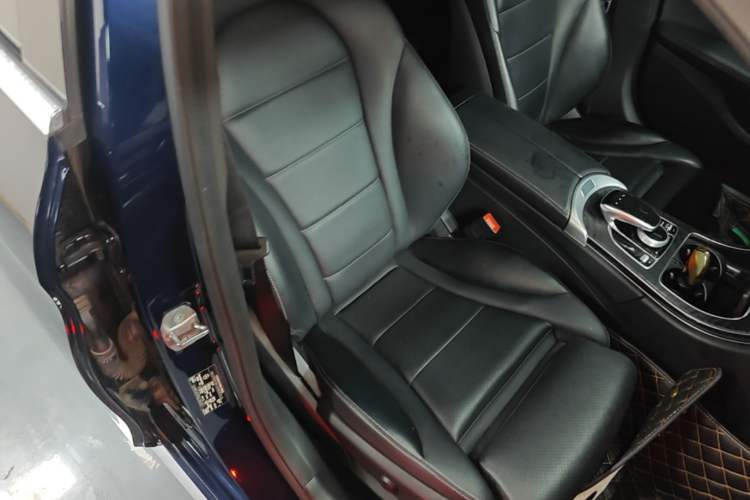 Used Mercedes-Benz C-Class 2018 C 200 L Sport Edition Right Front Seat