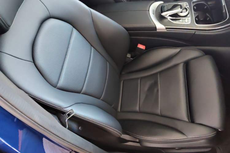 Used Mercedes-Benz C-Class 2018 C 180 L Fashion Edition Sport Version Right Front Seat