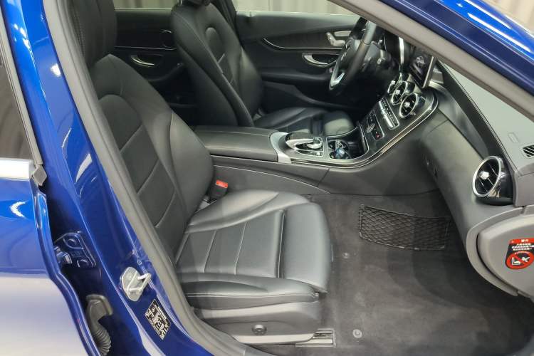 Used Mercedes-Benz C-Class 2018 C 200 L Sport Edition Right Front Seat