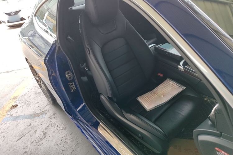 Used Mercedes-Benz C-Class 2018 C 200 4MATIC Coupe Right Front Seat