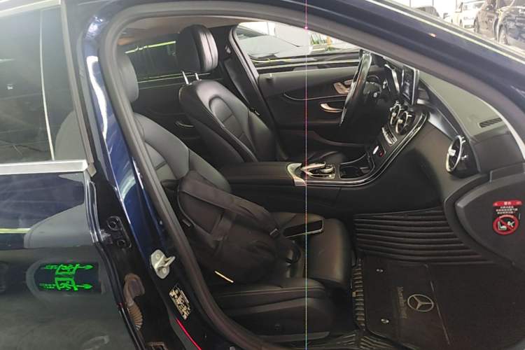 Used Mercedes-Benz C-Class 2018 C 200 L Sport Edition Right Front Seat