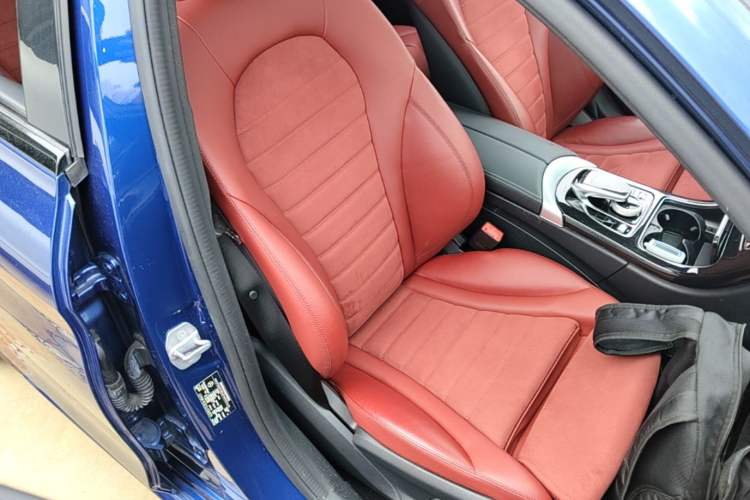 Used Mercedes-Benz C-Class 2018 C 200 Sport Edition Right Front Seat