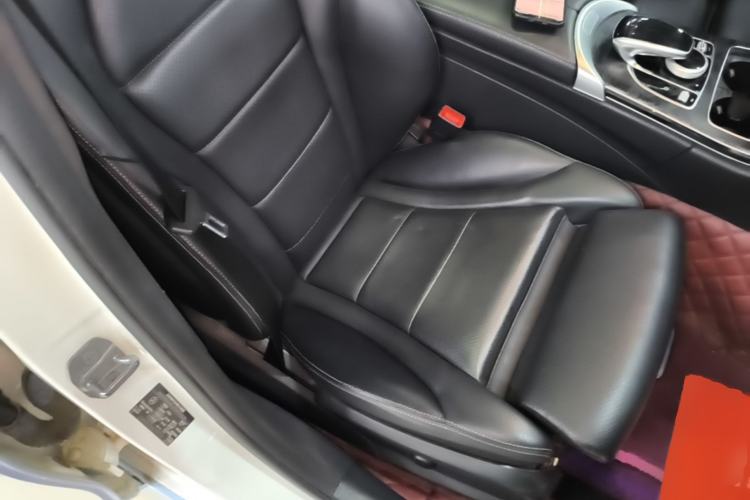 Used Mercedes-Benz C-Class 2018 C 200 L Sport Edition Right Front Seat