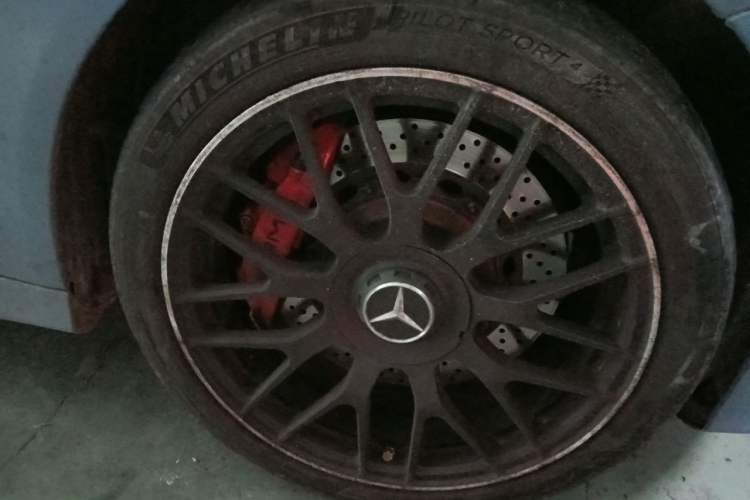 Used Mercedes-Benz C-Class 2018 C 200 L Sport Edition Right Front Wheel Hub