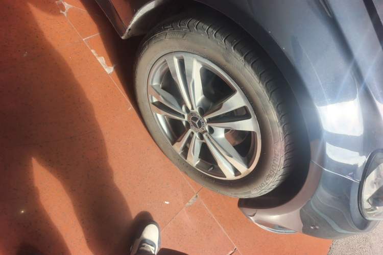 Used Mercedes-Benz C-Class 2018 C 200 L Sport Edition Right Front Wheel Hub