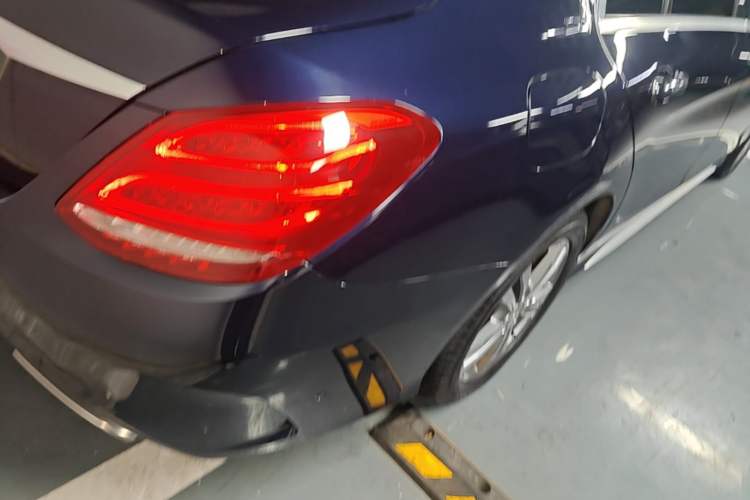 Used Mercedes-Benz C-Class 2018 C 200 L Sport Edition Right Rear Taillight