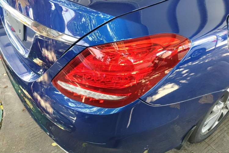 Used Mercedes-Benz C-Class 2018 C 180 L Fashion Edition Sport Version Right Rear Taillight