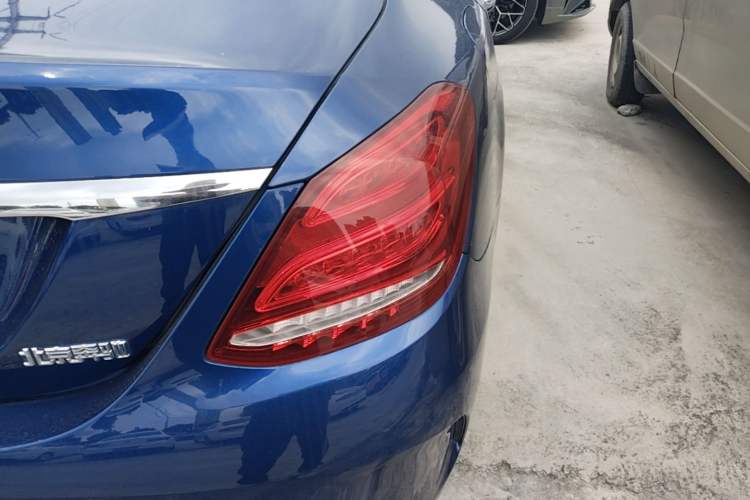 Used Mercedes-Benz C-Class 2018 C 200 L Sport Edition Right Rear Taillight