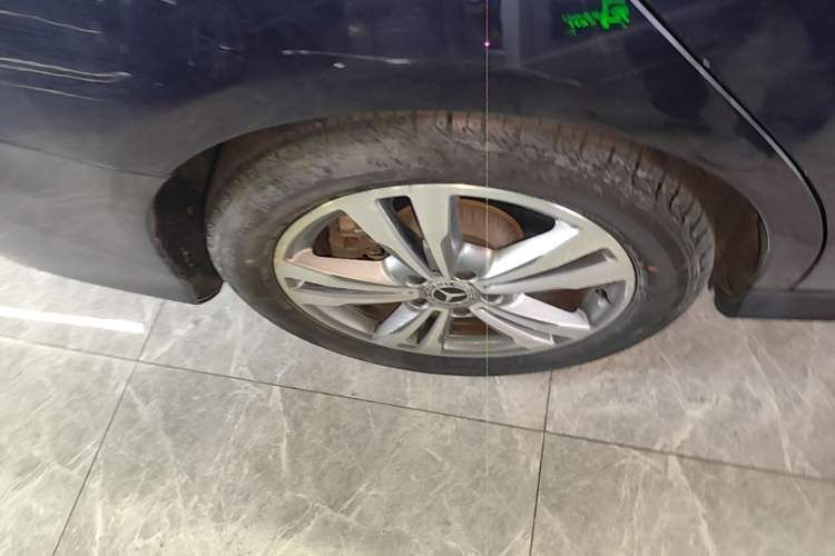 Used Mercedes-Benz C-Class 2018 C 200 L Sport Edition Right Rear Wheel Hub