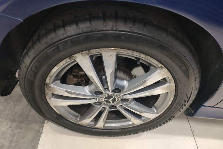 Used Mercedes-Benz C-Class 2018 C 200 L Sport Edition Right Rear Wheel Hub