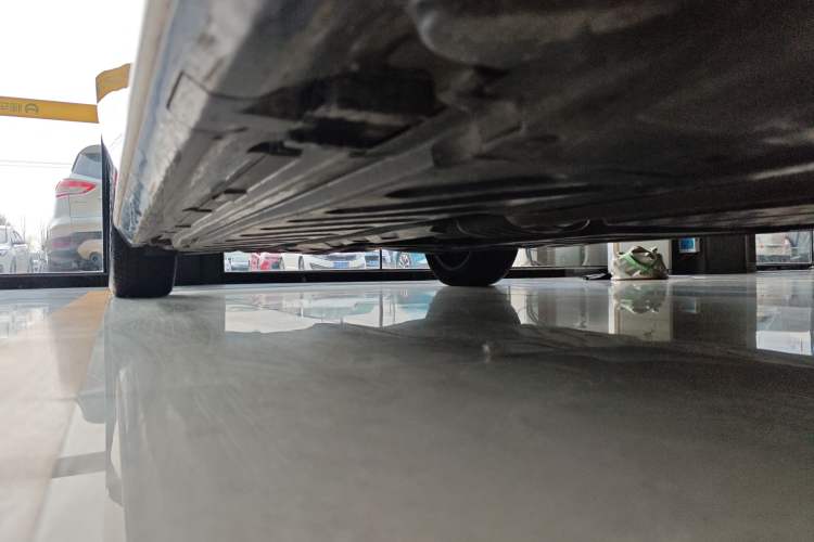 Used Mercedes-Benz C-Class 2018 C 200 L Sport Edition Right Side Sill
