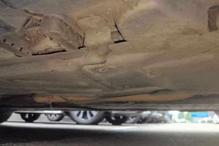 Used Mercedes-Benz C-Class 2018 C 200 L Sport Edition Right Side Sill