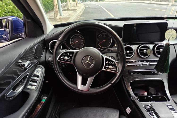 Used Mercedes-Benz C-Class 2018 C 180 L Fashion Edition Sport Version Steering Wheel