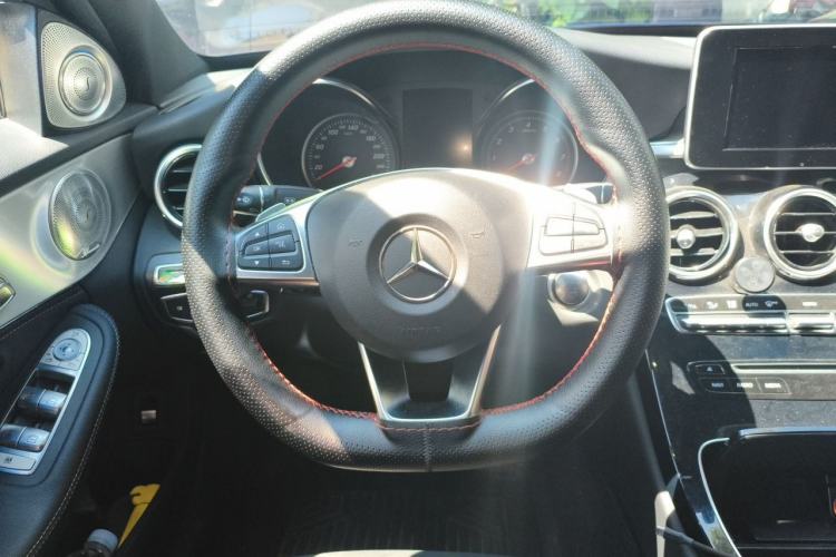 Used Mercedes-Benz C-Class 2018 C 200 Sport Edition Steering Wheel