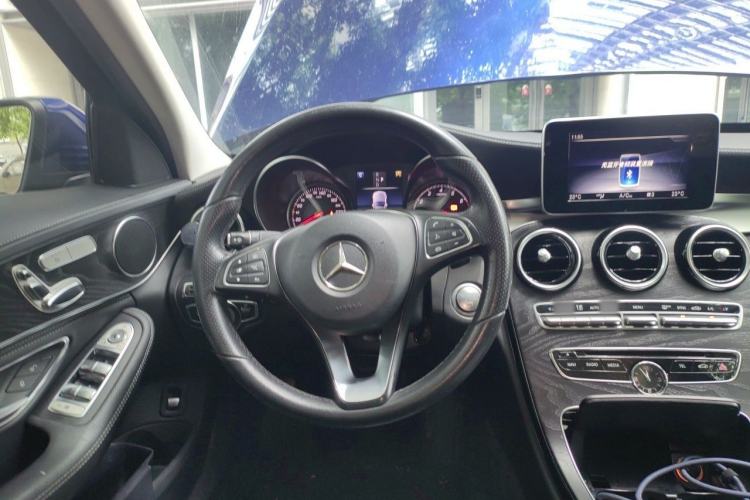 Used Mercedes-Benz C-Class 2018 C 200 L Sport Edition Steering Wheel