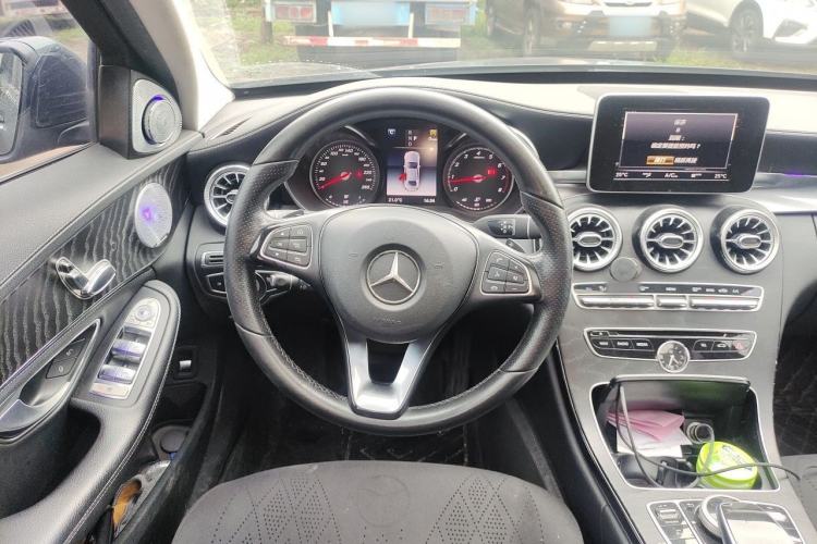 Used Mercedes-Benz C-Class 2018 C 180 L Fashion Edition Sport Version Steering Wheel