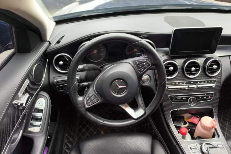 Used Mercedes-Benz C-Class 2018 C 200 L Sport Edition Steering Wheel