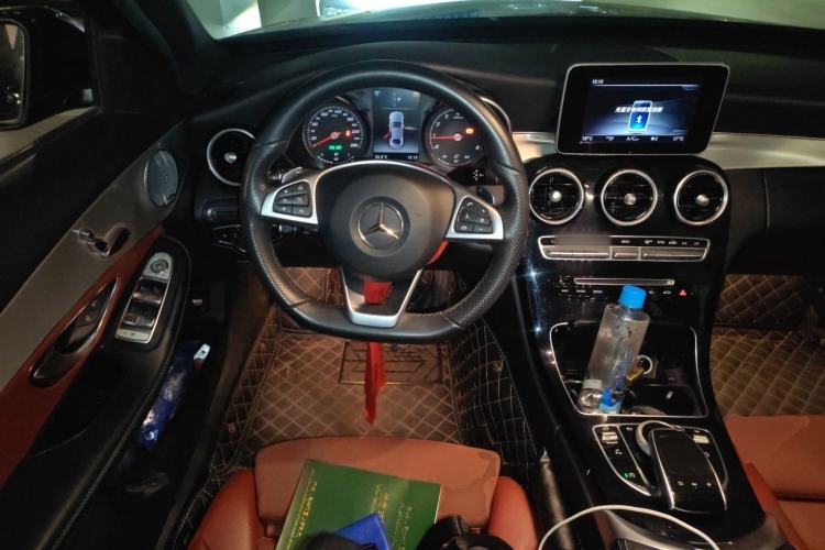 Used Mercedes-Benz C-Class 2018 C 200 Achievement Special Edition Steering Wheel
