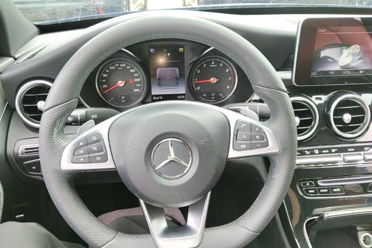 Used Mercedes-Benz C-Class 2018 C 200 Sport Edition Steering Wheel