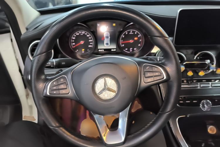 Used Mercedes-Benz C-Class 2018 C 200 L Sport Edition Steering Wheel