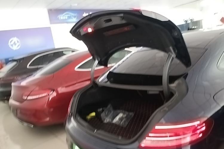 Used Mercedes-Benz C-Class 2018 C 200 Coupe Trunk