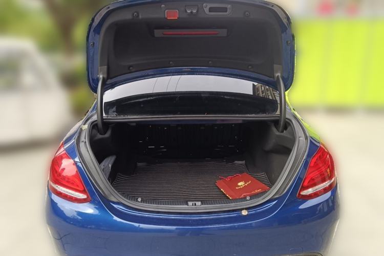 Used Mercedes-Benz C-Class 2018 C 200 Sport Edition Trunk