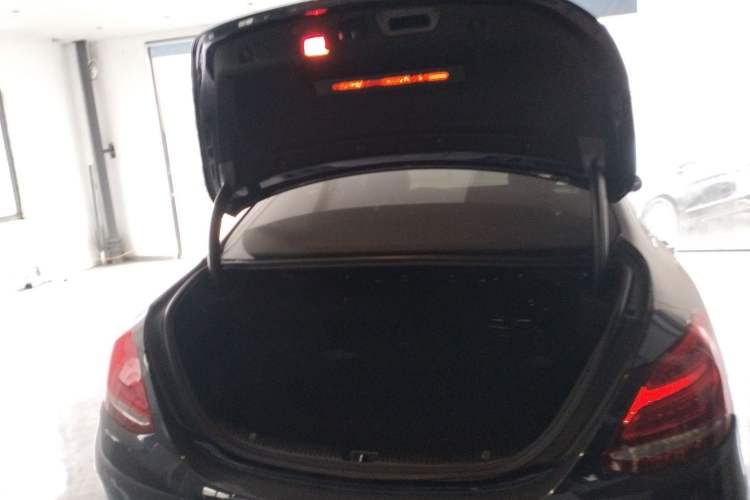 Used Mercedes-Benz C-Class 2018 C 200 L Sport Edition Trunk