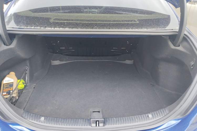 Used Mercedes-Benz C-Class 2018 C 200 L Sport Edition Trunk