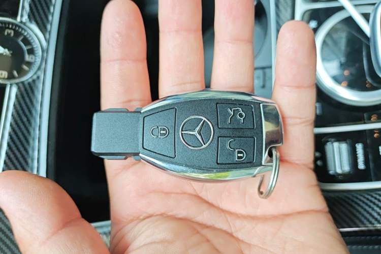 Used Mercedes-Benz C-Class 2018 C 200 L Sport Edition Vehicle Key