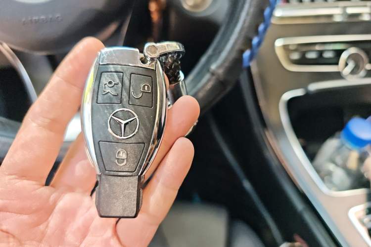 Used Mercedes-Benz C-Class 2018 C 200 L Sport Edition Achievement Special Edition Vehicle Key