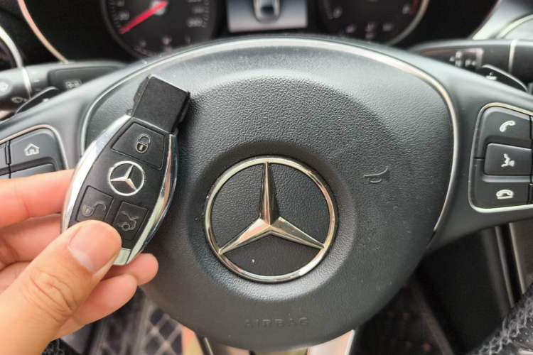 Used Mercedes-Benz C-Class 2018 C 200 L Sport Edition Vehicle Key