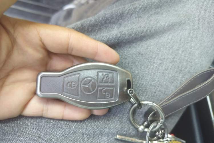 Used Mercedes-Benz C-Class 2018 C 200 Sport Edition Vehicle Key