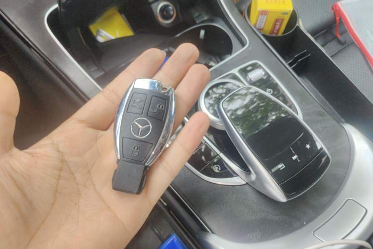 Used Mercedes-Benz C-Class 2018 C 180 L Fashion Edition Sport Version Vehicle Key