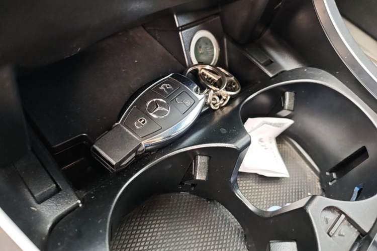 Used Mercedes-Benz C-Class 2018 C 200 L Sport Edition Achievement Special Edition Vehicle Key