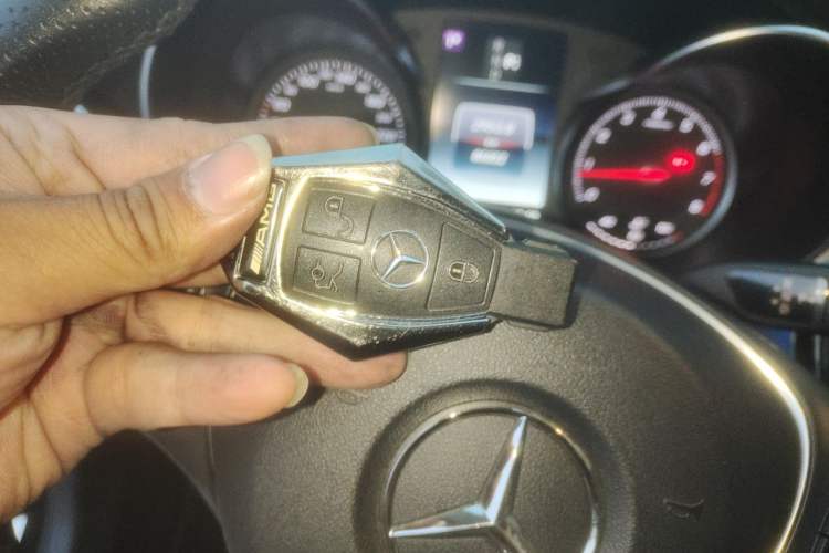 Used Mercedes-Benz C-Class 2018 C 200 L Sport Edition Vehicle Key