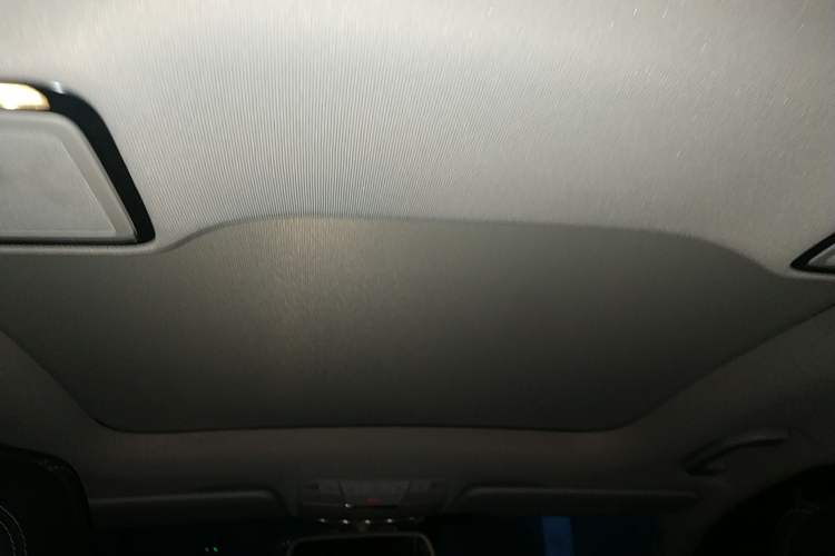 Used Mercedes-Benz C-Class 2018 C 200 L Sport Edition Achievement Special Edition Headliner