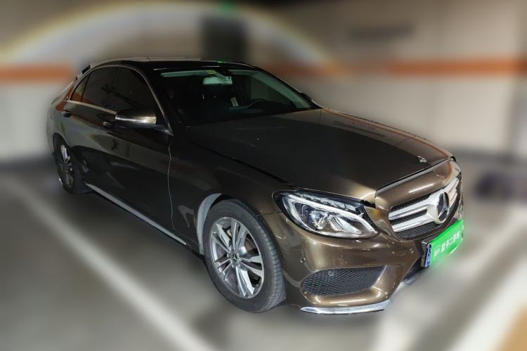Used Mercedes-Benz C-Class 2018 C 200 L Sport Edition Front Right 45 Deg