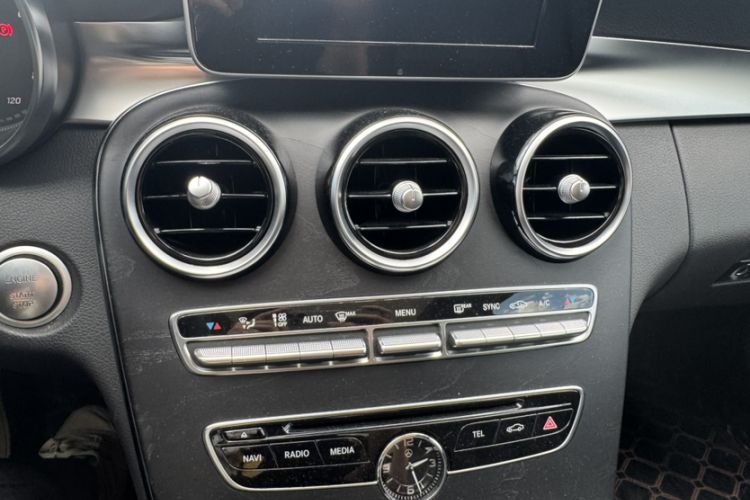 Used Mercedes-Benz C-Class 2018 C 200 L Sport Edition Audio And AC Panel