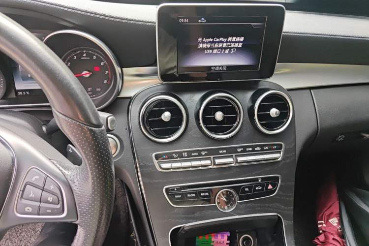 Used Mercedes-Benz C-Class 2018 C 200 L Sport Edition Audio And AC Panel