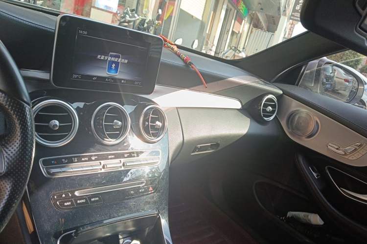 Used Mercedes-Benz C-Class 2018 C 200 4MATIC Coupe Audio And AC Panel